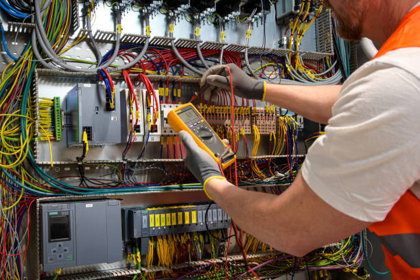 Best 24-Hour Electrician  in Lino Lakes, MN